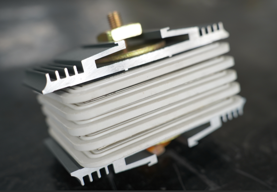 铜质母线槽vs铝质母线槽怎么选？核心区别+选型指南